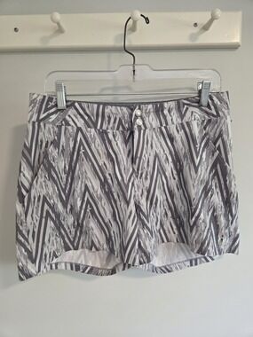 6 Grey Chevron Shorts